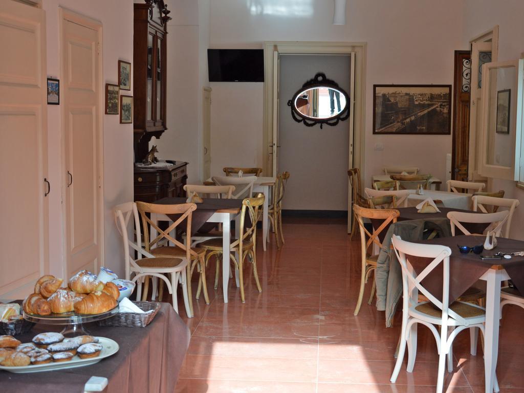 Palazzo Vallebona Gallipoli Bagian luar foto