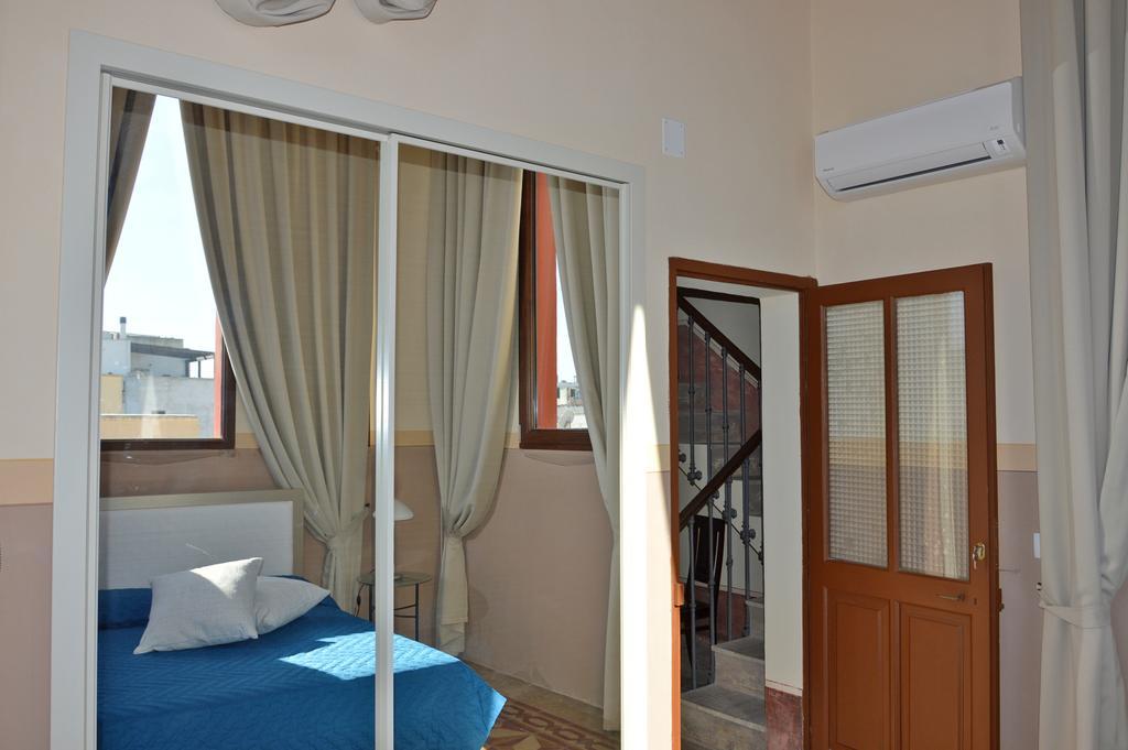 Palazzo Vallebona Gallipoli Ruang foto