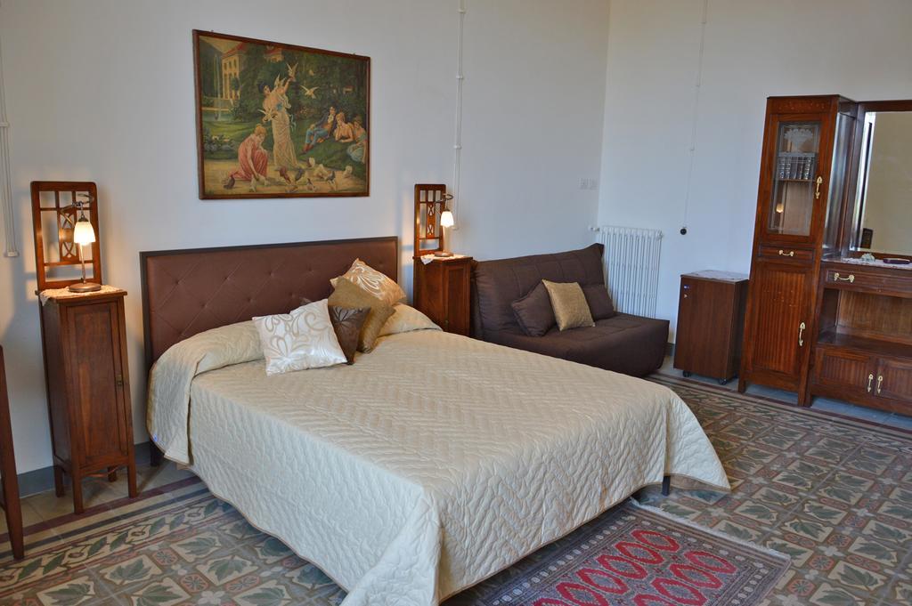 Palazzo Vallebona Gallipoli Bagian luar foto