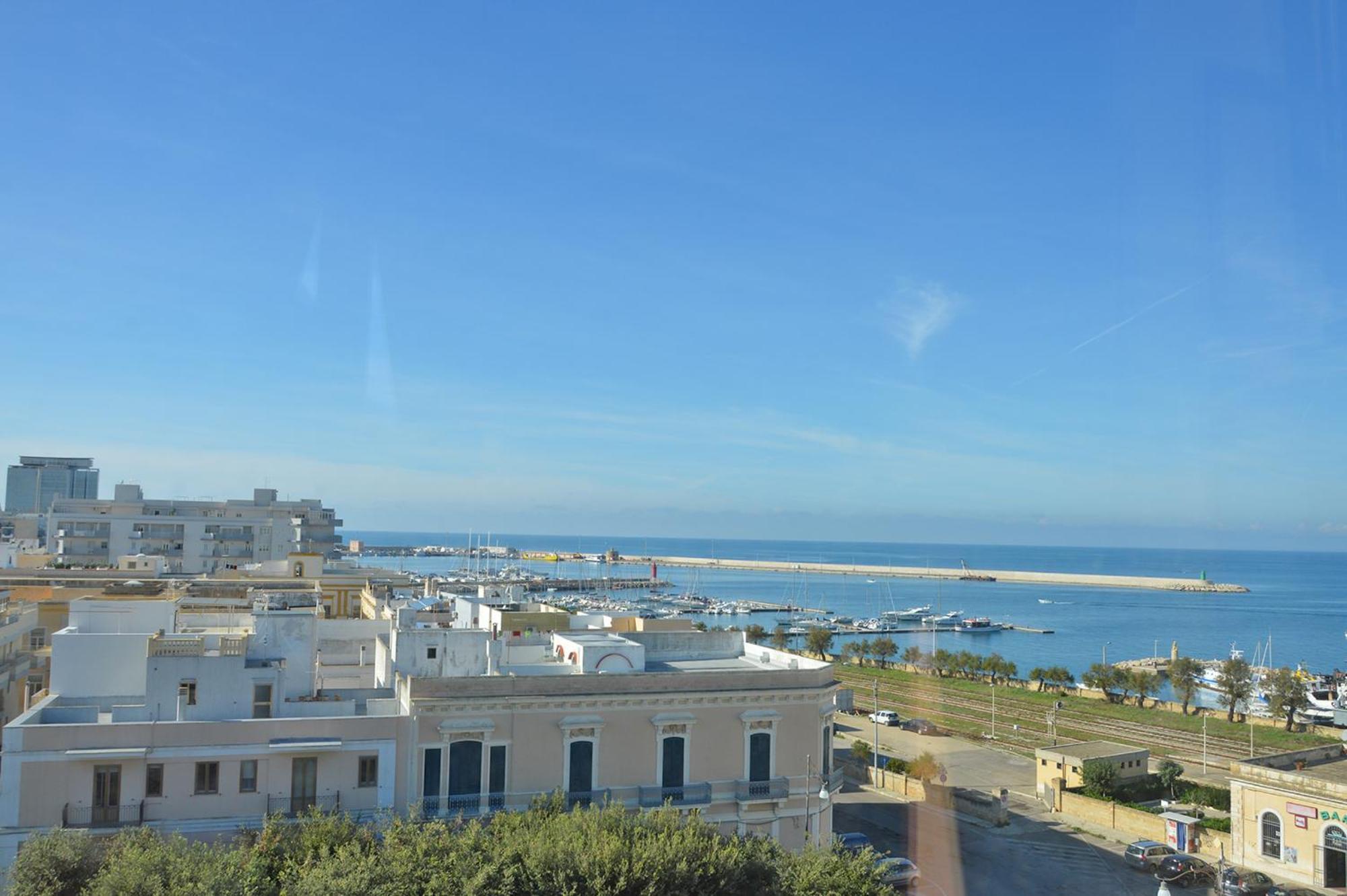 Palazzo Vallebona Gallipoli Bagian luar foto