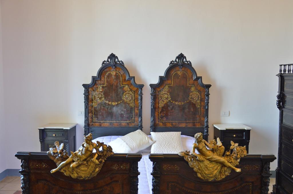 Palazzo Vallebona Gallipoli Bagian luar foto