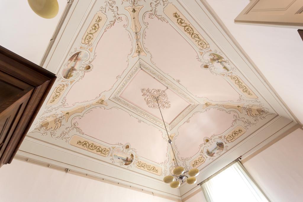Palazzo Vallebona Gallipoli Bagian luar foto