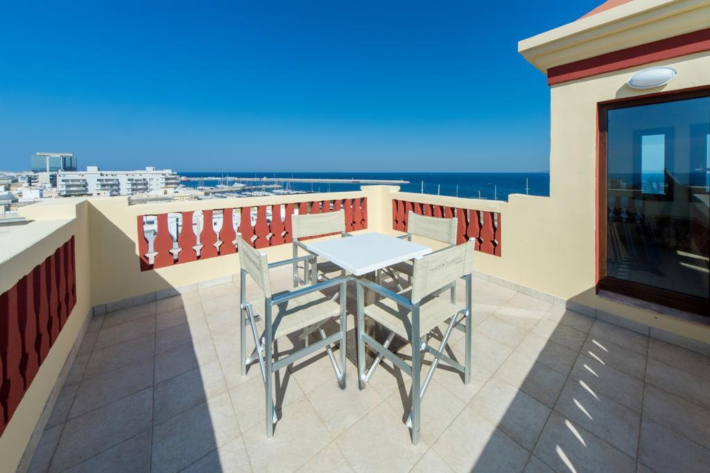 Palazzo Vallebona Gallipoli Bagian luar foto