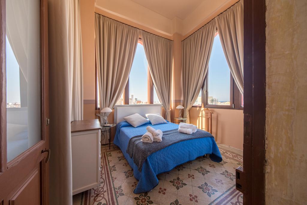 Palazzo Vallebona Gallipoli Bagian luar foto